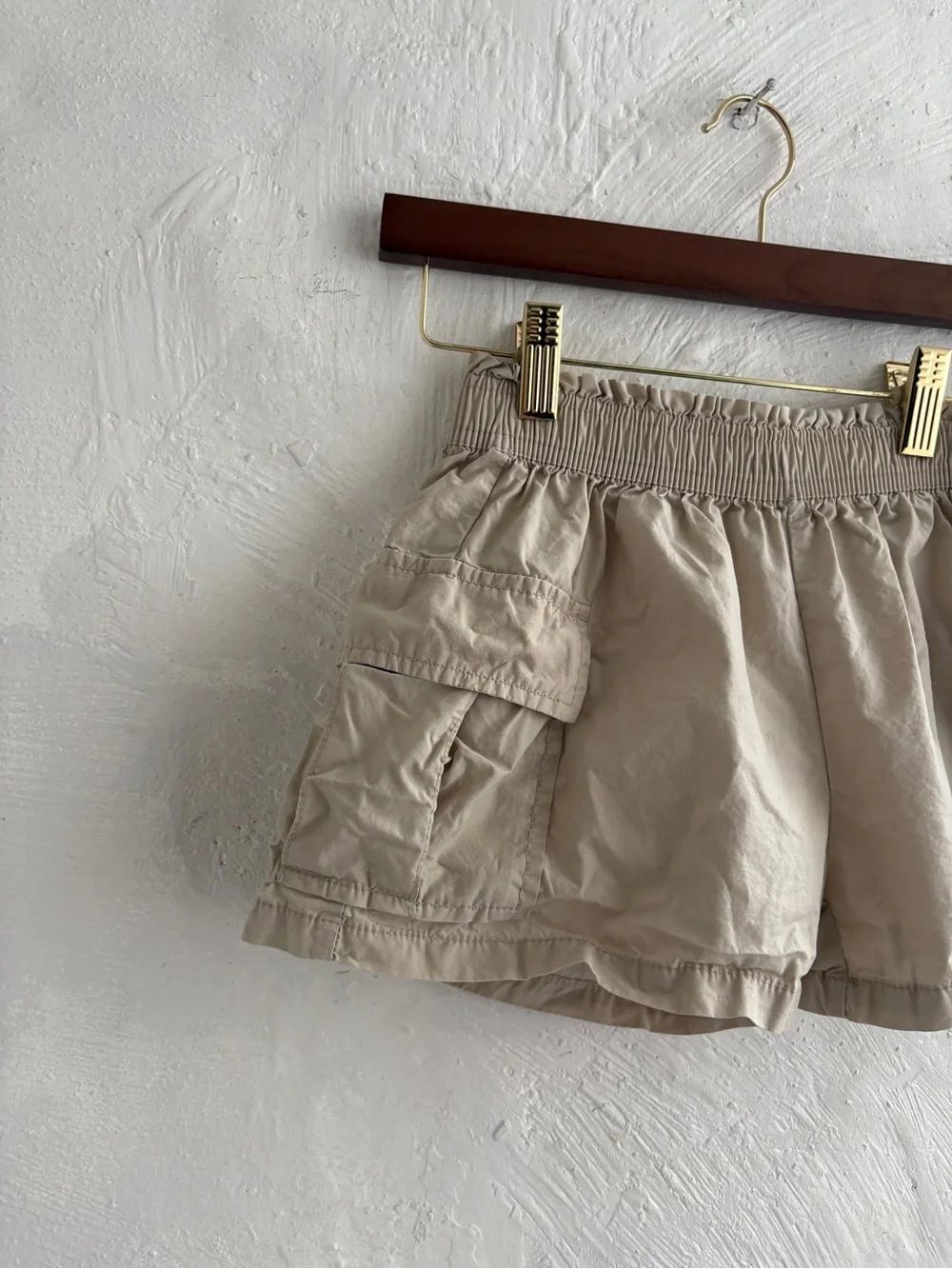 Girls 100% cotton GAP cargo shorts